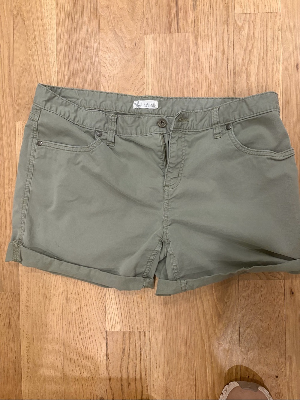 Carve Designs Olive Green Shorts – Size 12 🌿